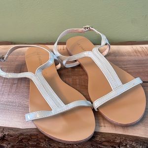 Le Chateau grey flat sandal.